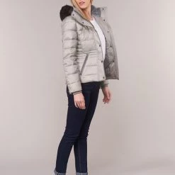 Vêtements Femme Doudounes S.Oliver SOAP Gris -Manteaux Soldes Magasin 15200957 500 C