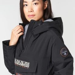 Vêtements Femme Parkas Napapijri RAINFOREST POCKET Noir -Manteaux Soldes Magasin 15558556 500 E