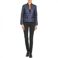 Vêtements Femme Doudounes Eleven Paris FASTOCH Marine 9 Vêtements Femme Doudounes Eleven Paris FASTOCH Marine -Manteaux Soldes Magasin 1623016 500 C