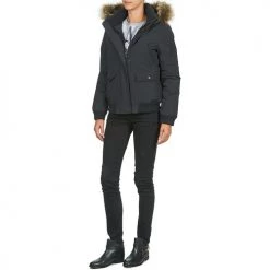 Vêtements Femme Parkas Eleven Paris PANAMA Noir -Manteaux Soldes Magasin 1623017 500 D