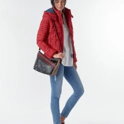 Vêtements Femme Doudounes Desigual NATASHA Rouge 9 Vêtements Femme Doudounes Desigual NATASHA Rouge -Manteaux Soldes Magasin 17741130 500 C