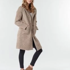 Vêtements Femme Manteaux Cream AMELIA COAT Beige -Manteaux Soldes Magasin 17741259 500 C