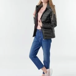 Vêtements Femme Doudounes Roxy COAST ROAD HOOD J JCKT KVJ0 Noir -Manteaux Soldes Magasin 17745271 500 C