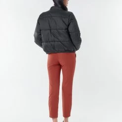 Vêtements Femme Doudounes Volcom PUFFS N STUF REV JKT Noir 10 Vêtements Femme Doudounes Volcom PUFFS N STUF REV JKT Noir -Manteaux Soldes Magasin 17758561 500 D