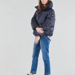 Vêtements Femme Doudounes Aigle FASSIE SH Marine 9 Vêtements Femme Doudounes Aigle FASSIE SH Marine -Manteaux Soldes Magasin 17758669 500 C