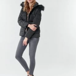 Vêtements Femme Parkas Naf Naf BU-CHOUPINOU COURT Noir -Manteaux Soldes Magasin 17880374 500 C