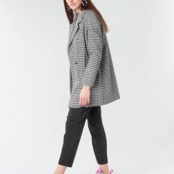 Vêtements Femme Manteaux Betty London NIVER Noir / Blanc -Manteaux Soldes Magasin 18185796 500 C