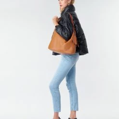 Vêtements Femme Doudounes Moony Mood NAZA Noir 9 Vêtements Femme Doudounes Moony Mood NAZA Noir -Manteaux Soldes Magasin 18325923 500 C