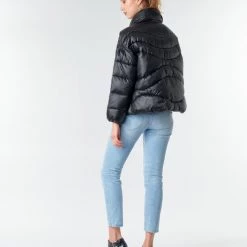 Vêtements Femme Doudounes Moony Mood NAZA Noir 10 Vêtements Femme Doudounes Moony Mood NAZA Noir -Manteaux Soldes Magasin 18325923 500 D