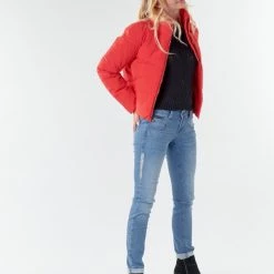 Vêtements Femme Doudounes Only ONLDOLLY Rouge -Manteaux Soldes Magasin 18330099 500 C