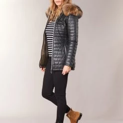 Vêtements Femme Doudounes Oakwood POPPY Noir -Manteaux Soldes Magasin 1833996 500 C