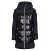Vêtements Femme Doudounes Emporio Armani EA7 MOUNTAIN W ECO Noir -Manteaux Soldes Magasin 19747237 500 A