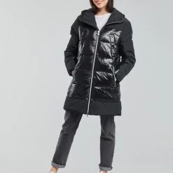Vêtements Femme Doudounes Emporio Armani EA7 MOUNTAIN W ECO Noir -Manteaux Soldes Magasin 19747237 500 C
