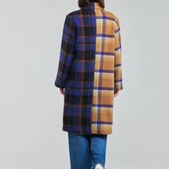 Vêtements Femme Manteaux Desigual SEVILLA Multicolore 10 Vêtements Femme Manteaux Desigual SEVILLA Multicolore -Manteaux Soldes Magasin 19776625 500 D