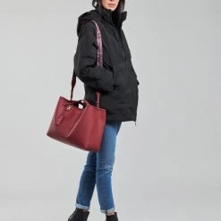 Vêtements Femme Doudounes Emporio Armani 6K2B94 Noir -Manteaux Soldes Magasin 19786145 500 C