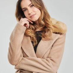 Vêtements Femme Manteaux Guess BRENDA COAT Camel 11 Vêtements Femme Manteaux Guess BRENDA COAT Camel -Manteaux Soldes Magasin 19799856 500 E