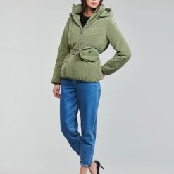Vêtements Femme Doudounes Guess BELLA JACKET Kaki 9 Vêtements Femme Doudounes Guess BELLA JACKET Kaki -Manteaux Soldes Magasin 19799931 500 C