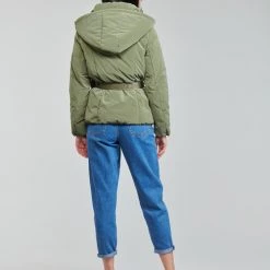 Vêtements Femme Doudounes Guess BELLA JACKET Kaki 10 Vêtements Femme Doudounes Guess BELLA JACKET Kaki -Manteaux Soldes Magasin 19799931 500 D