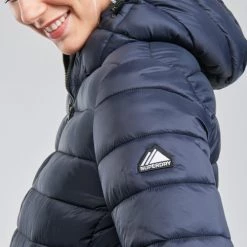 Vêtements Femme Doudounes Superdry CLASSIC FUJI PUFFER JACKET Bleu 11 Vêtements Femme Doudounes Superdry CLASSIC FUJI PUFFER JACKET Bleu -Manteaux Soldes Magasin 19858262 500 E