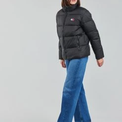 Vêtements Femme Doudounes Tommy Jeans TJW MODERN PUFFER JACKET Noir -Manteaux Soldes Magasin 19913460 500 C