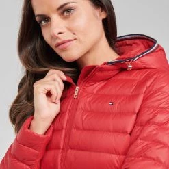 Vêtements Femme Doudounes Tommy Hilfiger TH ESS LW DOWN JACKET Rouge -Manteaux Soldes Magasin 19913944 500 E