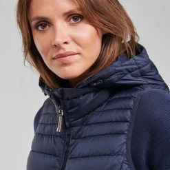 Vêtements Femme Doudounes Esprit LEMARA Marine 11 Vêtements Femme Doudounes Esprit LEMARA Marine -Manteaux Soldes Magasin 20494859 500 E