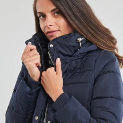 Vêtements Femme Doudounes Betty London MALETIME Marine -Manteaux Soldes Magasin 22524288 500 E