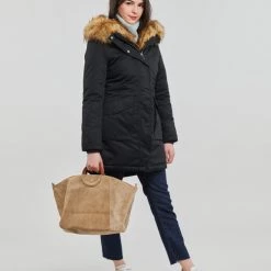 Vêtements Femme Doudounes Betty London MALVINIE Noir -Manteaux Soldes Magasin 22524291 500 C