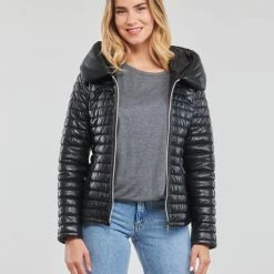 Vêtements Femme Doudounes Oakwood HYPER Noir 8 Vêtements Femme Doudounes Oakwood HYPER Noir -Manteaux Soldes Magasin 22543901 500 B