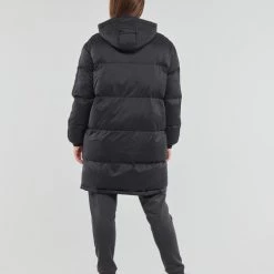 Vêtements Femme Doudounes Fila BERISLAV Noir -Manteaux Soldes Magasin 22585558 500 D