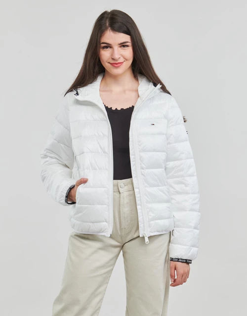 Vêtements Femme Doudounes Tommy Jeans TJW QUILTED TAPE HOODED JACKET Blanc 4 Vêtements Femme Doudounes Tommy Jeans TJW QUILTED TAPE HOODED JACKET Blanc – Image 2