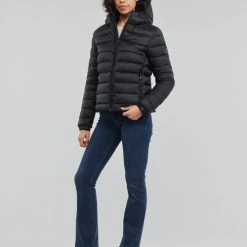 Vêtements Femme Doudounes Superdry CLASSIC FUJI PUFFER JACKET Black -Manteaux Soldes Magasin 22853945 500 C