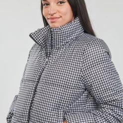 Vêtements Femme Doudounes Only ONLTABITTA CHECK SHORT PUFFER CC OTW Noir / Blanc -Manteaux Soldes Magasin 22871890 500 E