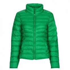 Vêtements Femme Doudounes Only ONLNEWTAHOE QUILTED JACKET OTW Vert