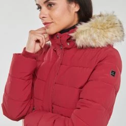 Vêtements Femme Doudounes Kaporal DIBBY Rouge 11 Vêtements Femme Doudounes Kaporal DIBBY Rouge -Manteaux Soldes Magasin 23118710 500 E
