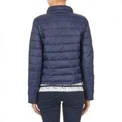 Vêtements Femme Doudounes Betty London EGUAVA Marine -Manteaux Soldes Magasin 3252018 500 E