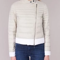 Vêtements Femme Doudounes Armani jeans BEAUJADO Beige / Blanc -Manteaux Soldes Magasin 4440717 500 D