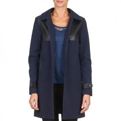 Vêtements Femme Manteaux Naf Naf BAUNS Marine -Manteaux Soldes Magasin 572999 500 B