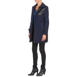 Vêtements Femme Manteaux Naf Naf BAUNS Marine -Manteaux Soldes Magasin 572999 500 D
