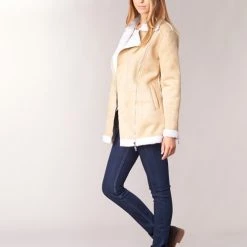Vêtements Femme Manteaux Betty London HARMI Beige -Manteaux Soldes Magasin 6029583 500 C