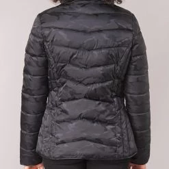 Vêtements Femme Doudounes Kaporal GLIT Noir -Manteaux Soldes Magasin 8036365 500 E