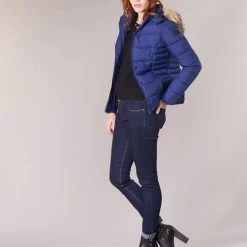 Vêtements Femme Doudounes Kaporal GOLDY Marine -Manteaux Soldes Magasin 8036370 500 C