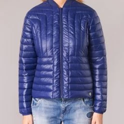 Vêtements Femme Doudounes Kaporal WASPA Marine 10 Vêtements Femme Doudounes Kaporal WASPA Marine -Manteaux Soldes Magasin 8036376 500 D